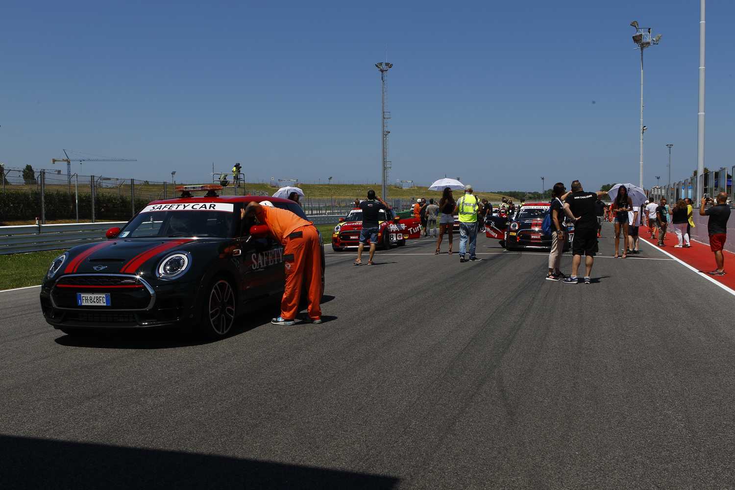 03/06/2017 MINI Challenge 2017 - MISANO - Gara 1 - Partenza gara 1.