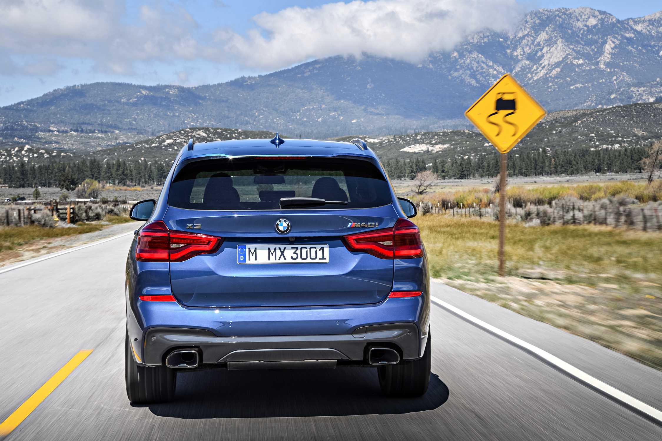 The new BMW X3 xDrive M40i (Exterior color: Phytonic Blue metallic, upholstery: Leder Vernasca Cognac) (06/2017).