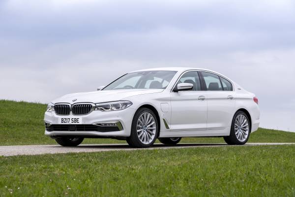 530e m deals sport iperformance saloon