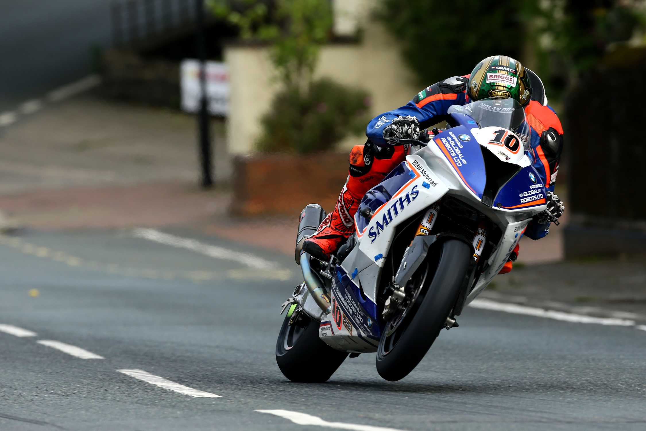 tourist trophy peter hickman