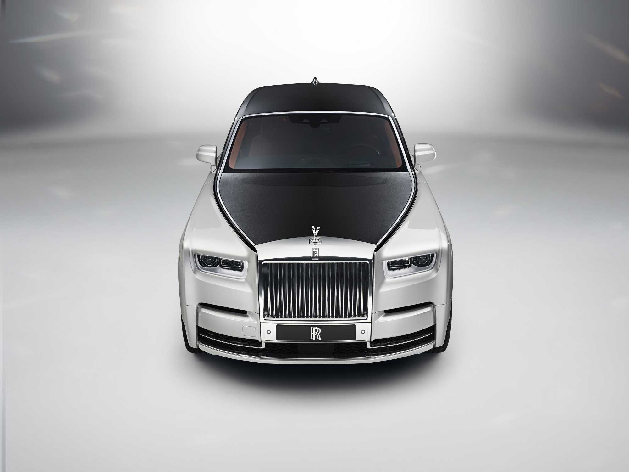 How a surgeons darker side led to RollsRoyces Black Badge models   Automotive News Europe