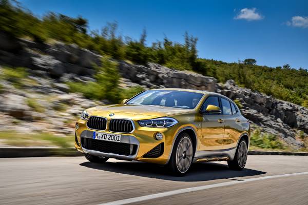 Novo BMW X3 chega ao mercado brasileiro em três versões híbridas plug-in
