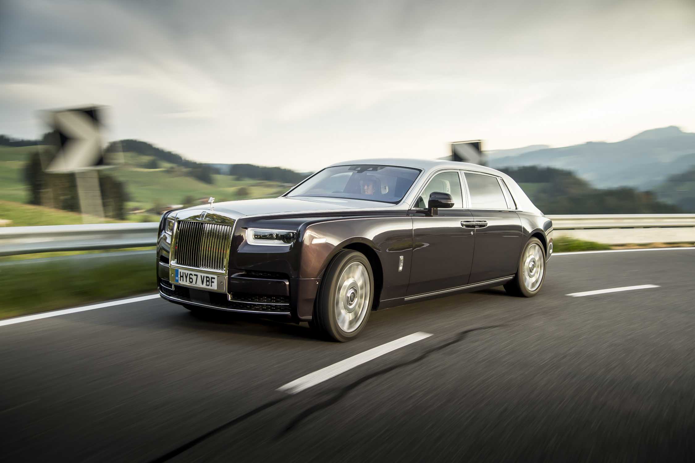 Rolls royce phantom. Rolls Royce Phantom 2018. Rolls-Royce Phantom (VII). Новый Rolls Royce Phantom. Rolls Royce Phantom Extended Wheelbase.