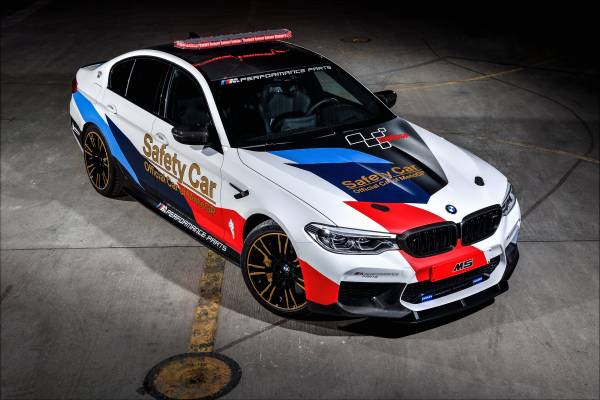 20 years: BMW M starts anniversary season as “Official Car of MotoGP™”.