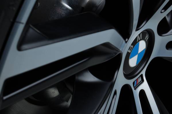 M Performance Parts and BMW Original Accessories, all-new 2018 BMW