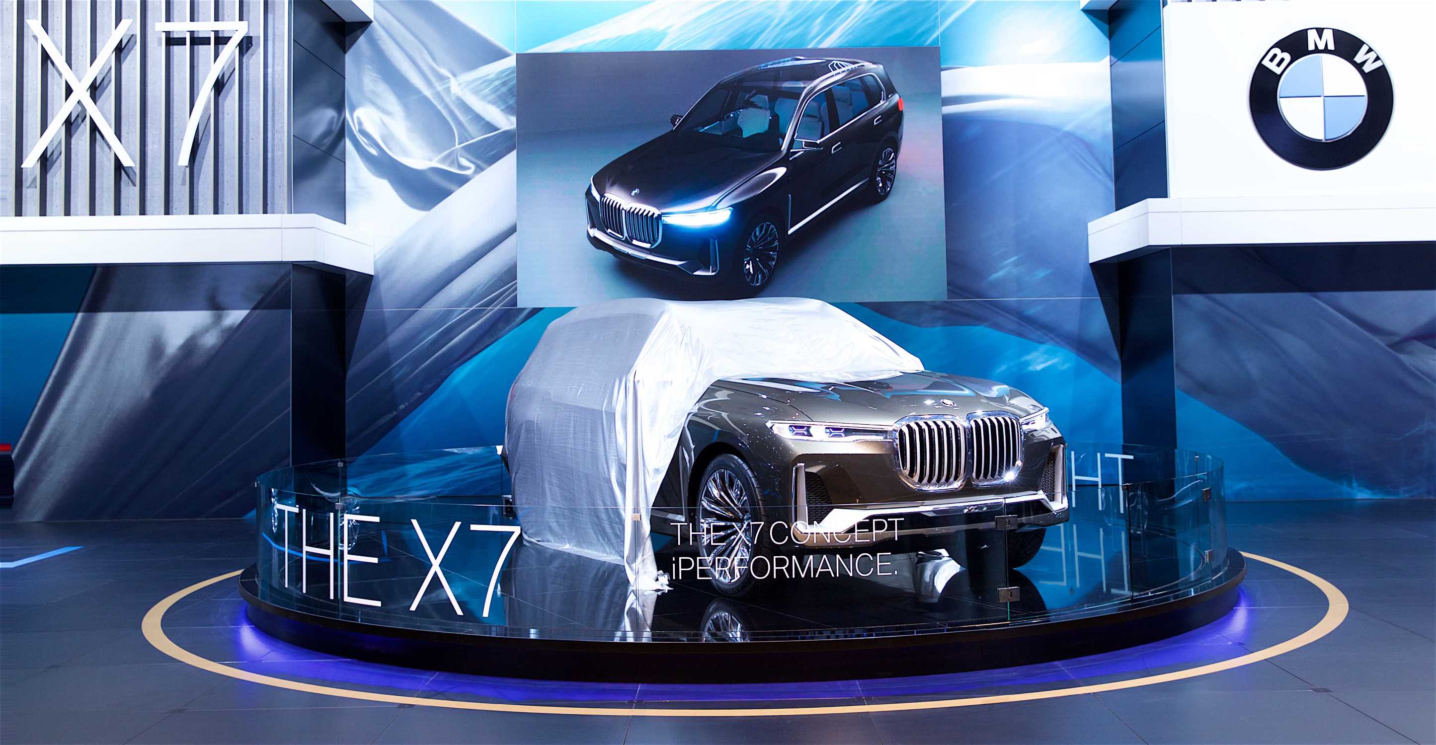 BMW Concept X7 iPerformance at Dubai Motor Show Press Conferences 2017 (11/2017)