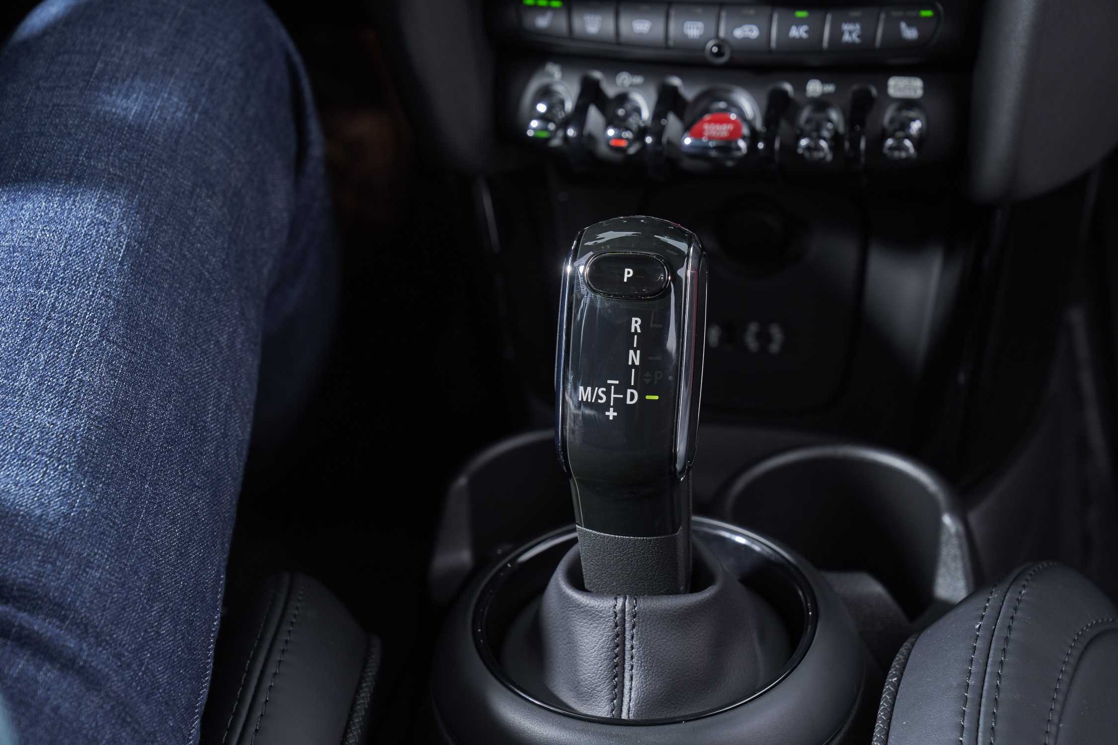 Double Clutch Transmission In The Mini Faster Gearshifts For Increased Driving Fun