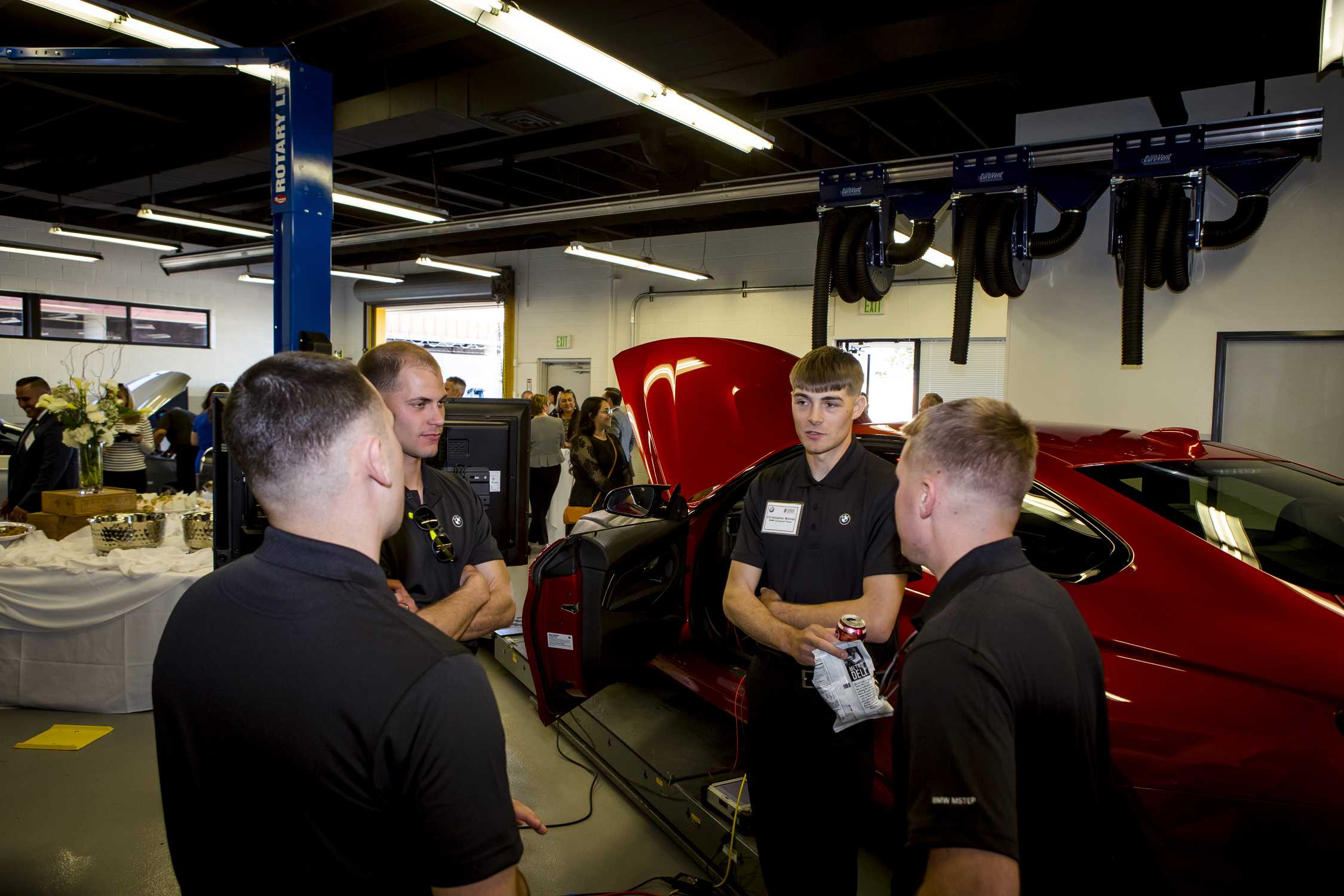 How Much Do Bmw Technicians Make