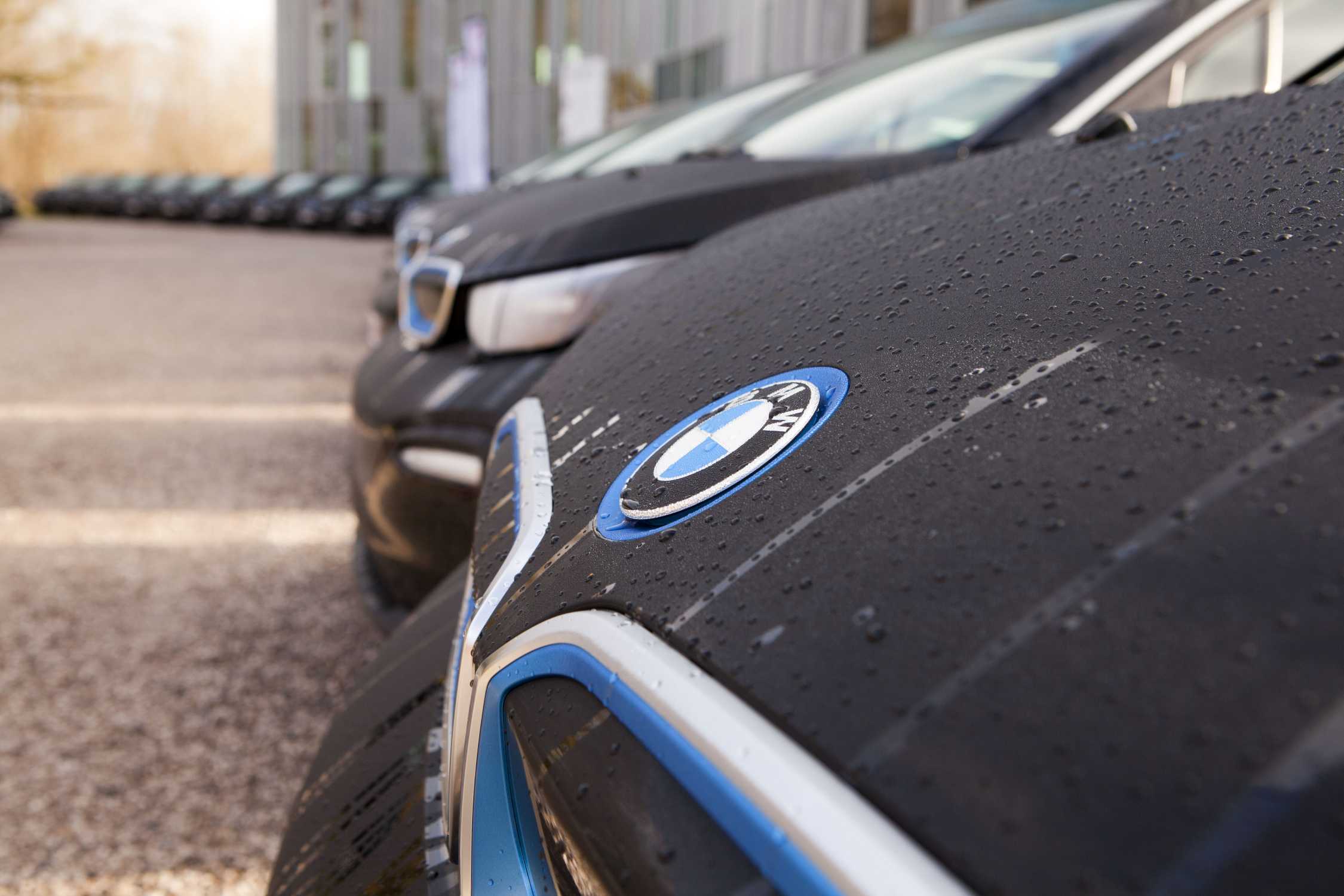 Ghent based Planet Group buys 50 BMW i3’s and creates the largest 100% electric company fleet of Belgium. (03/2018)