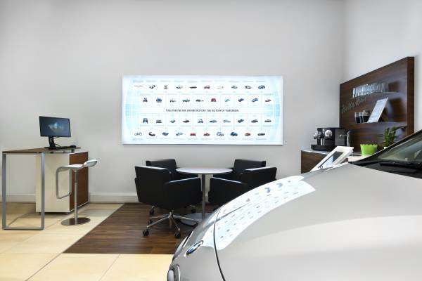 BMW opens first UK Urban Store for cars