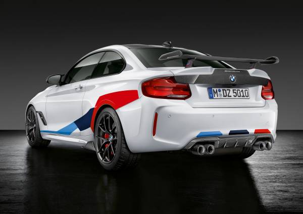 Gør gulvet rent Rejsebureau Forberedelse M Performance Parts for the new BMW M2 Competition available as Original  BMW Accessories.