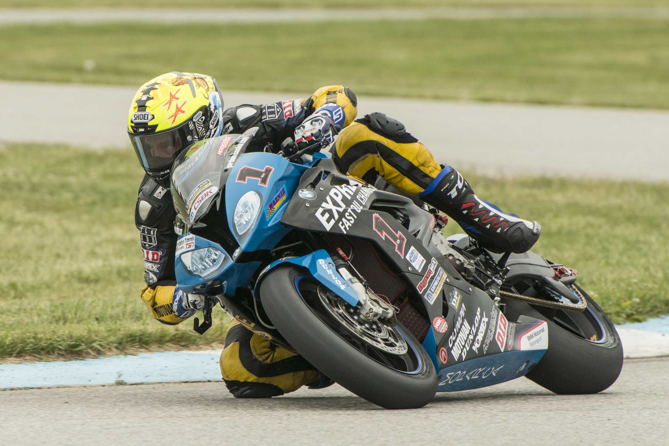 Grand Bend Can Canadian Sbk 10th June 18 Team Bmw Waznie Racing Rider Jordan Szoke 1 Can Riding The Bmw S1000rr