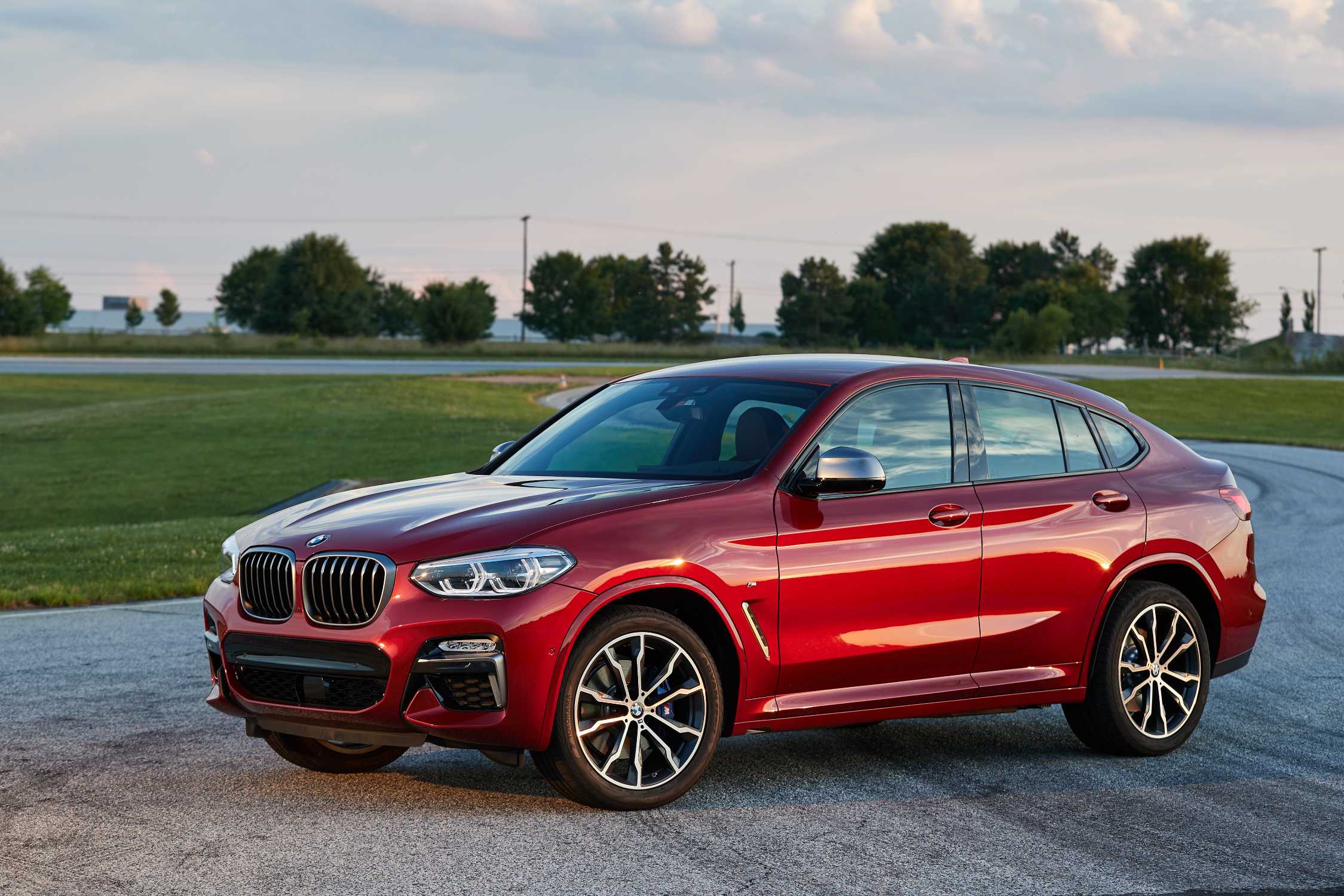 The new BMW X4 M40d (07/2018).