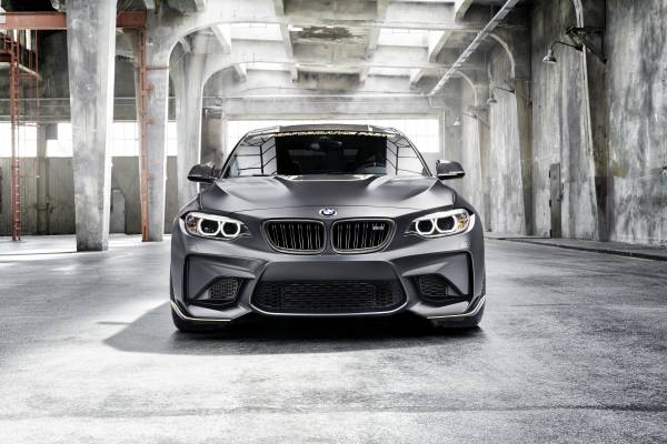World premiere and dynamic appearance of the BMW M Performance