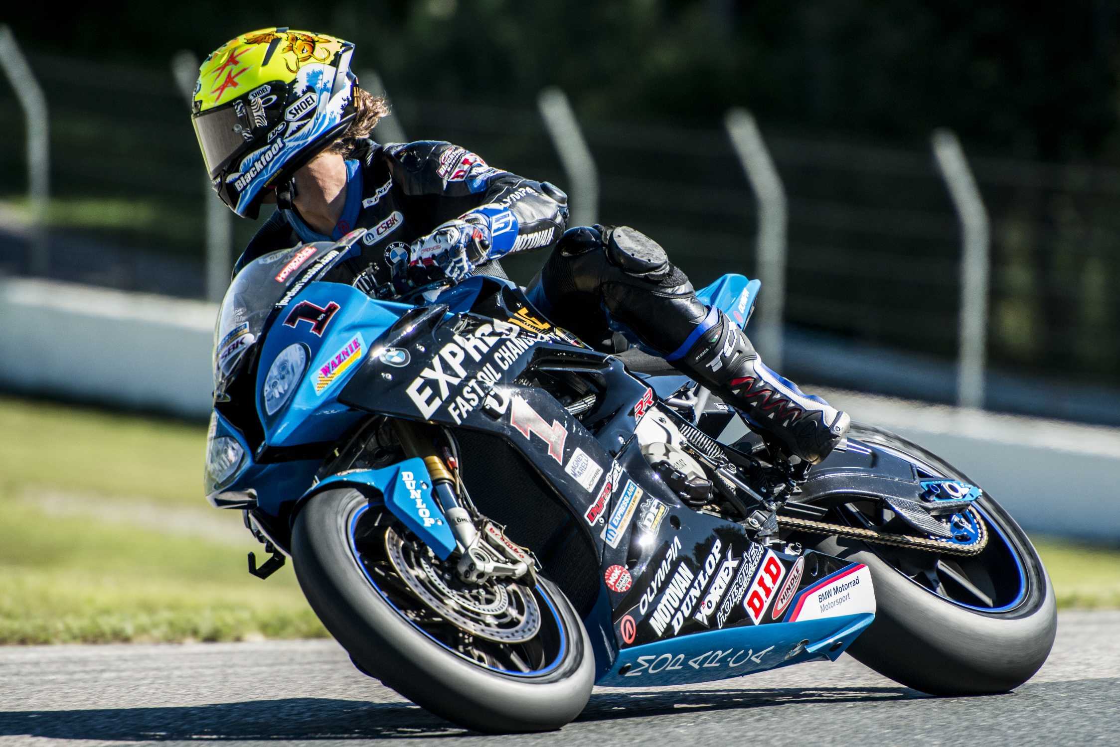 Mosport Can Canadian Sbk 12nd August 18 Team Bmw Waznie Racing Rider Jordan Szoke 1 Can Riding The Bmw S1000rr