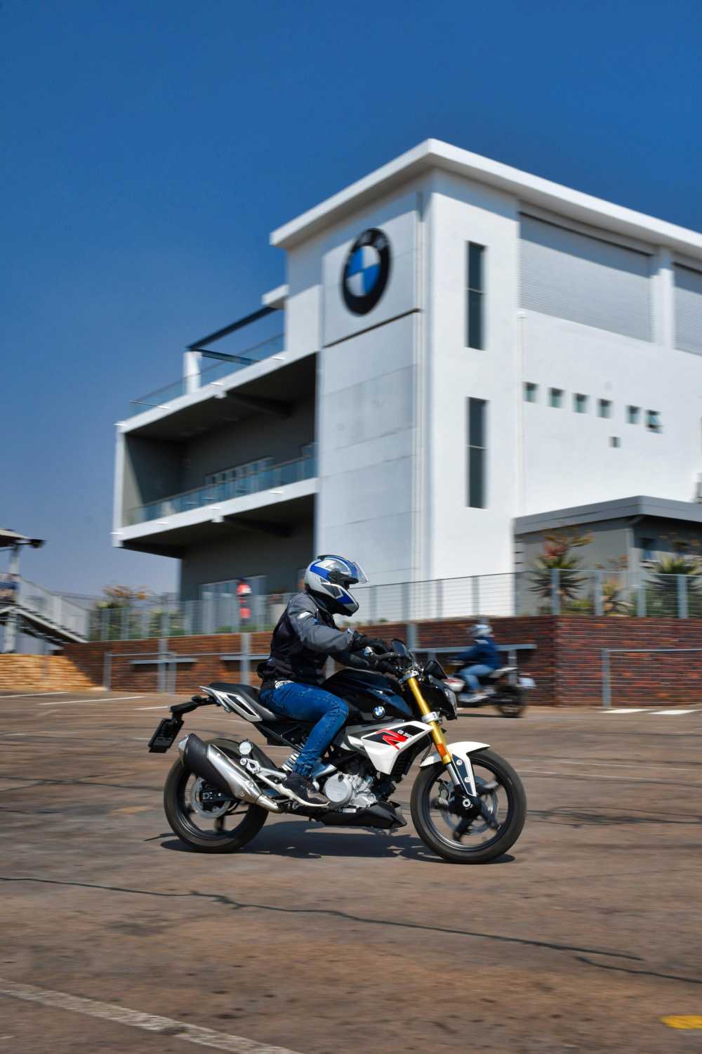 On Location Pictures: BMW Motorrad Novice Rider Training Event (day 2).