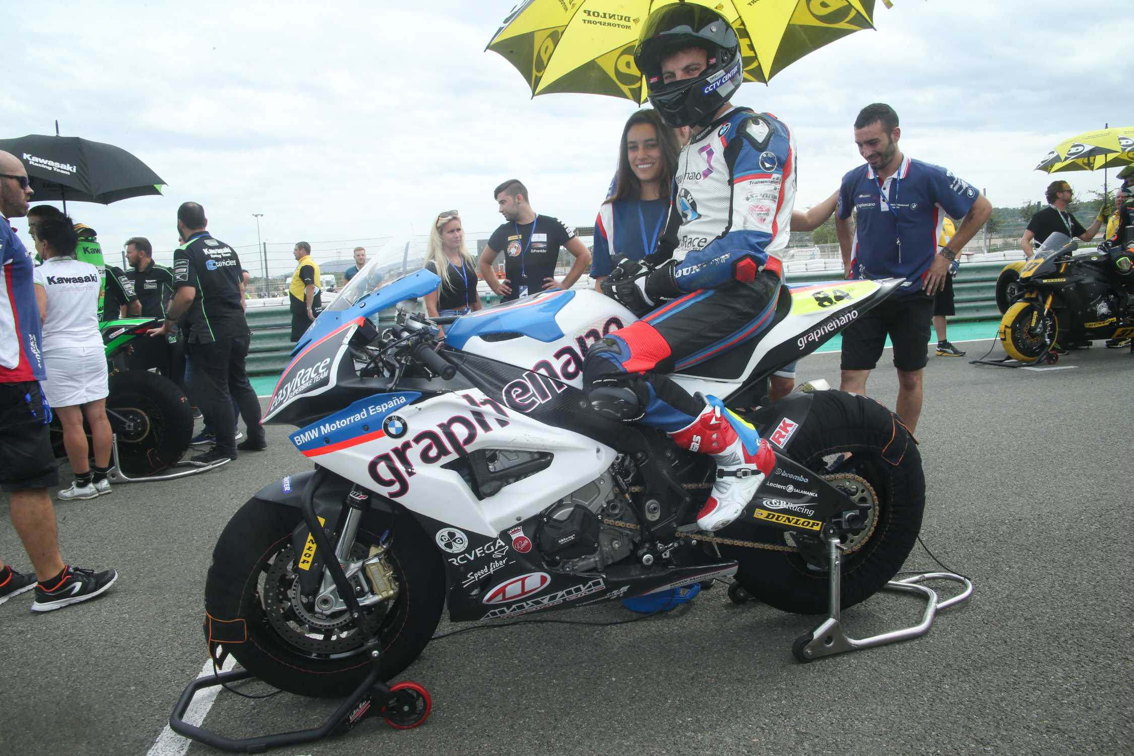 Valencia Esp Spanish Superbike Championship 09th September 18 Team Bmw Easy Race Sbk Team Rider Julian Miralles Rodriguez 84 Esp Riding The Bmw S1000rr