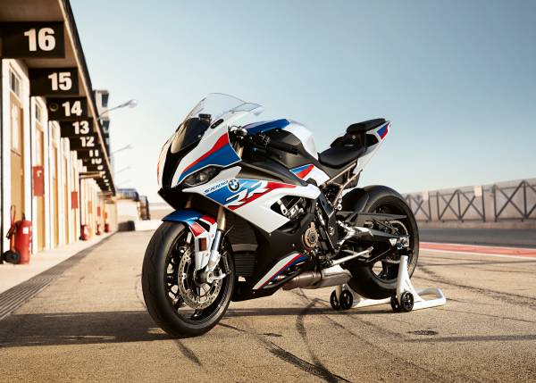 For the first time, BMW Motorrad offers M options and M