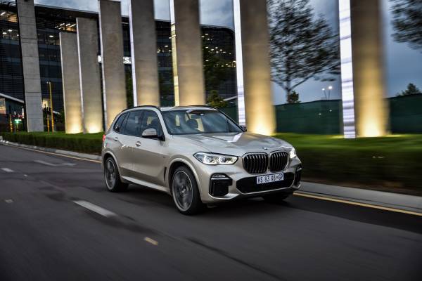 Sports Activity Vehicle with an athletic appearance: BMW M Performance parts  for the new BMW X5.