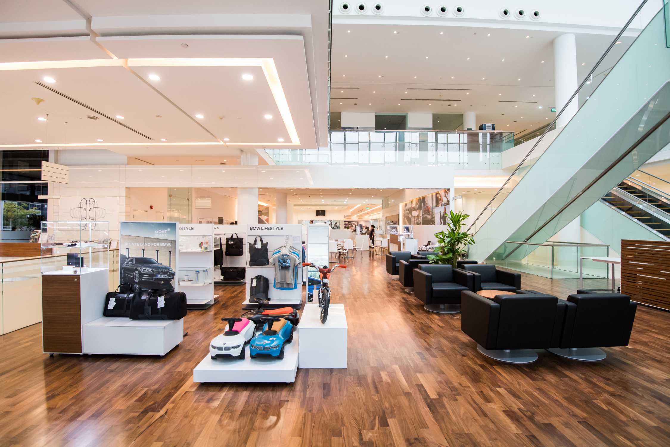 Performance Motors Limited Singapore (03/2019)