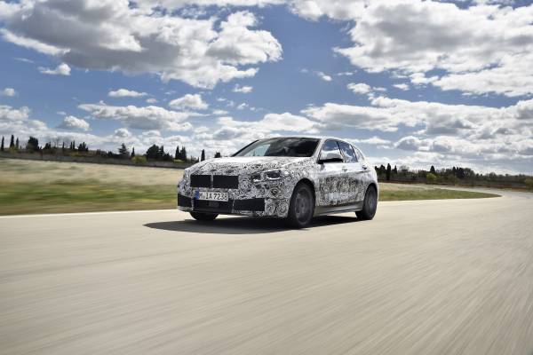 Así ataca el BMW Serie 1 a los rivales generalistas: ¡te presentamos la  versión de acceso con 109 CV! - Autofácil