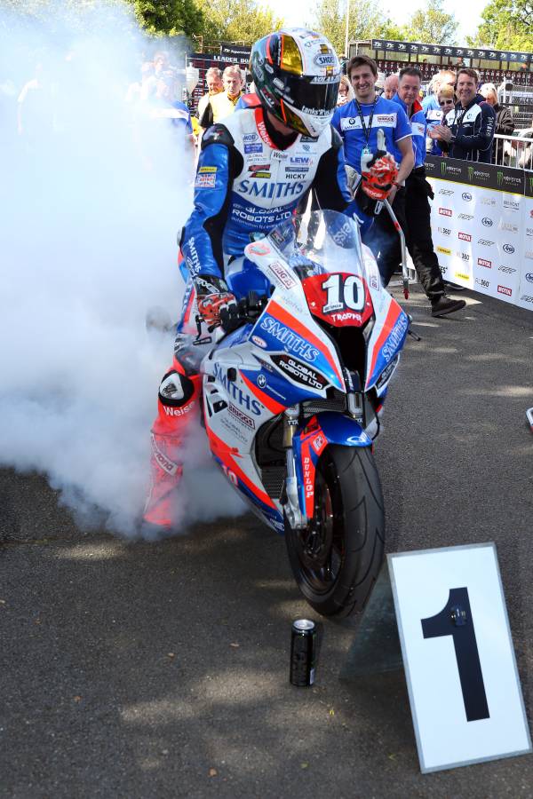 peter hickman bmw s1000rr