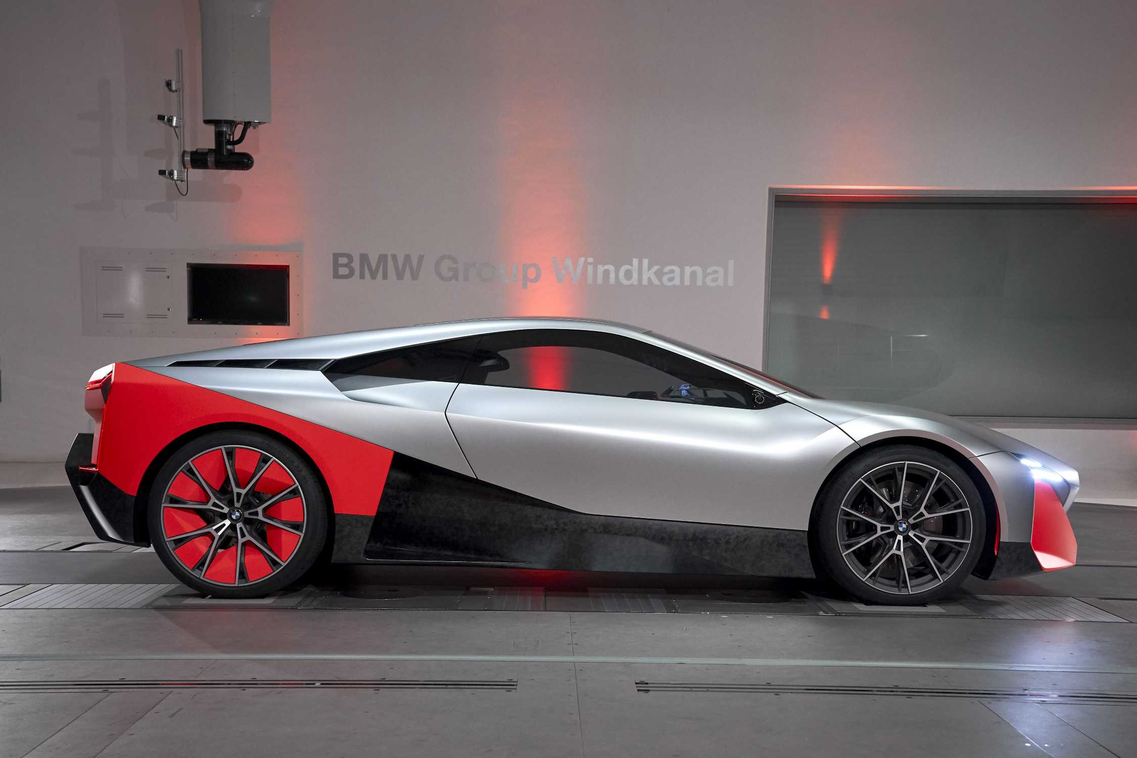 BMW Vision M NEXT - Boost Talk. (06/2019)