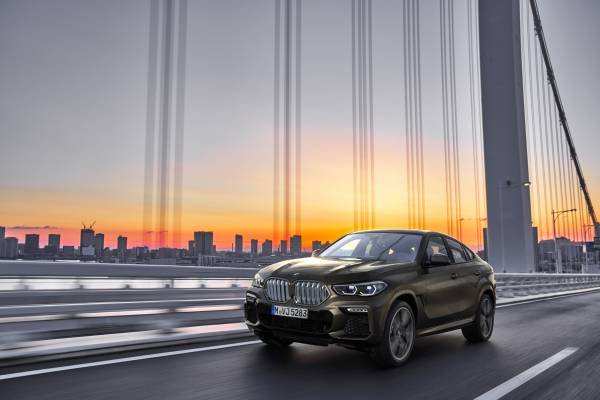 The new BMW X6 – Driving Scenes (07/2019).