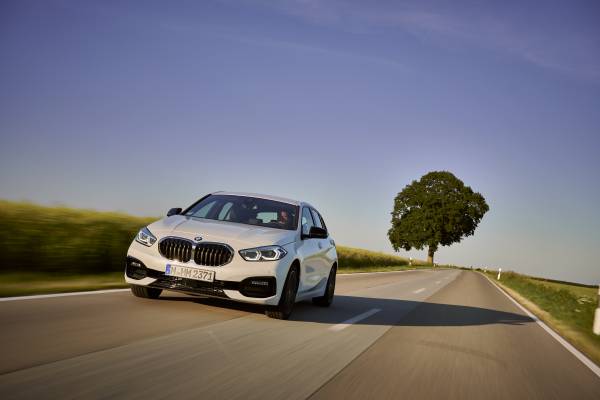 限定車「BMW 1シリーズ ファッショニスタ」を発表