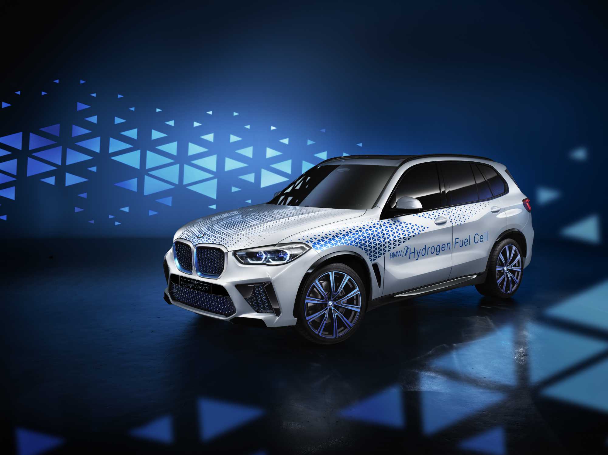 BMW i Hydrogen NEXT – Exterior (09/2019).