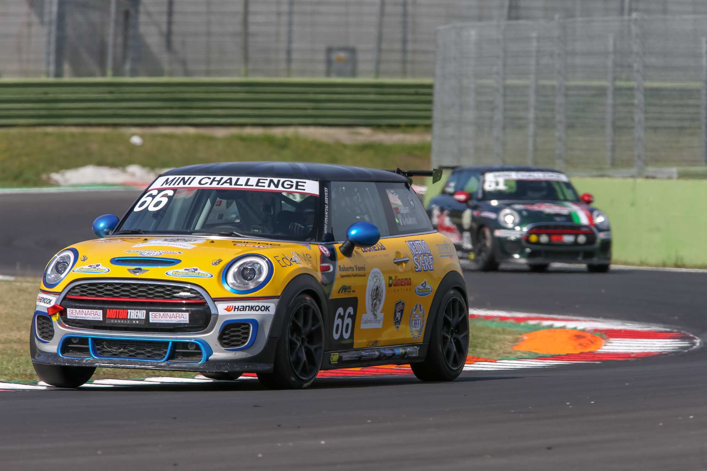 MINI Challenge Vallelunga - race 2. (09/2019)