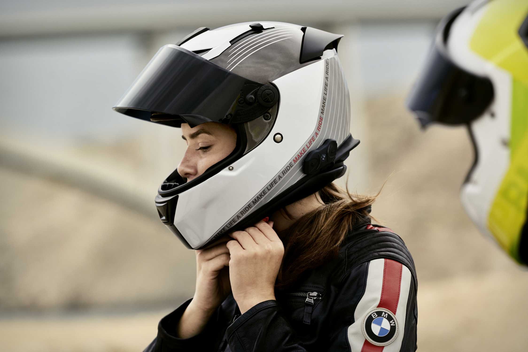 helmet motorcycle bmw