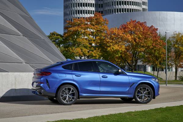 The New BMW X6 M50i (10/2019)