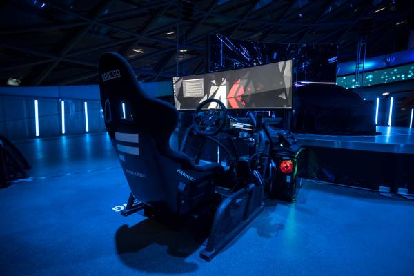 Racing simulator instead of DTM: BMW works driver Philipp Eng explains the sim  racing phenomenon.