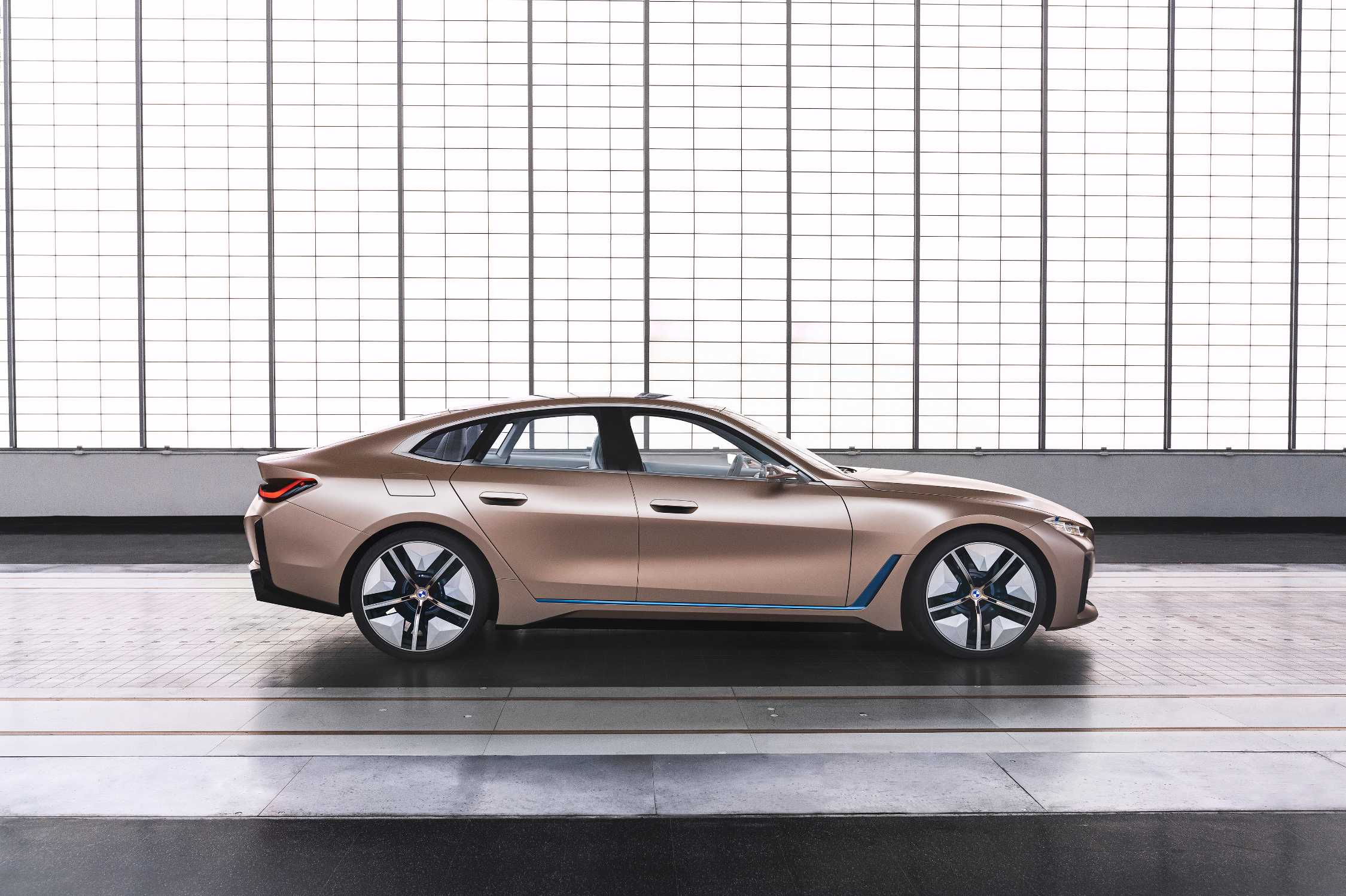 BMW Concept i4 (02/2020)