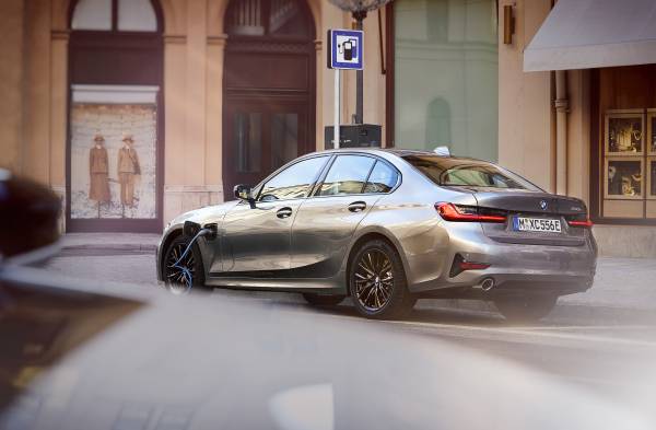 BMW Série 3 Berline (G20) : Modèles, hybrides, prix