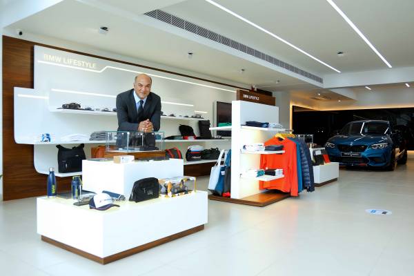BMW Customer Experience like never before: BMW Urban Retail Store debuts in  India.
