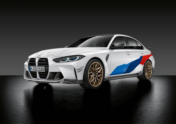 Large gamme d'accessoires BMW M Performance disponibles dès le lancement  pour les BMW M3 Competition Berline et BMW M4 Competition Coupé.