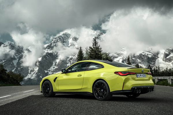 The New Bmw M4 Competition Coupe 09