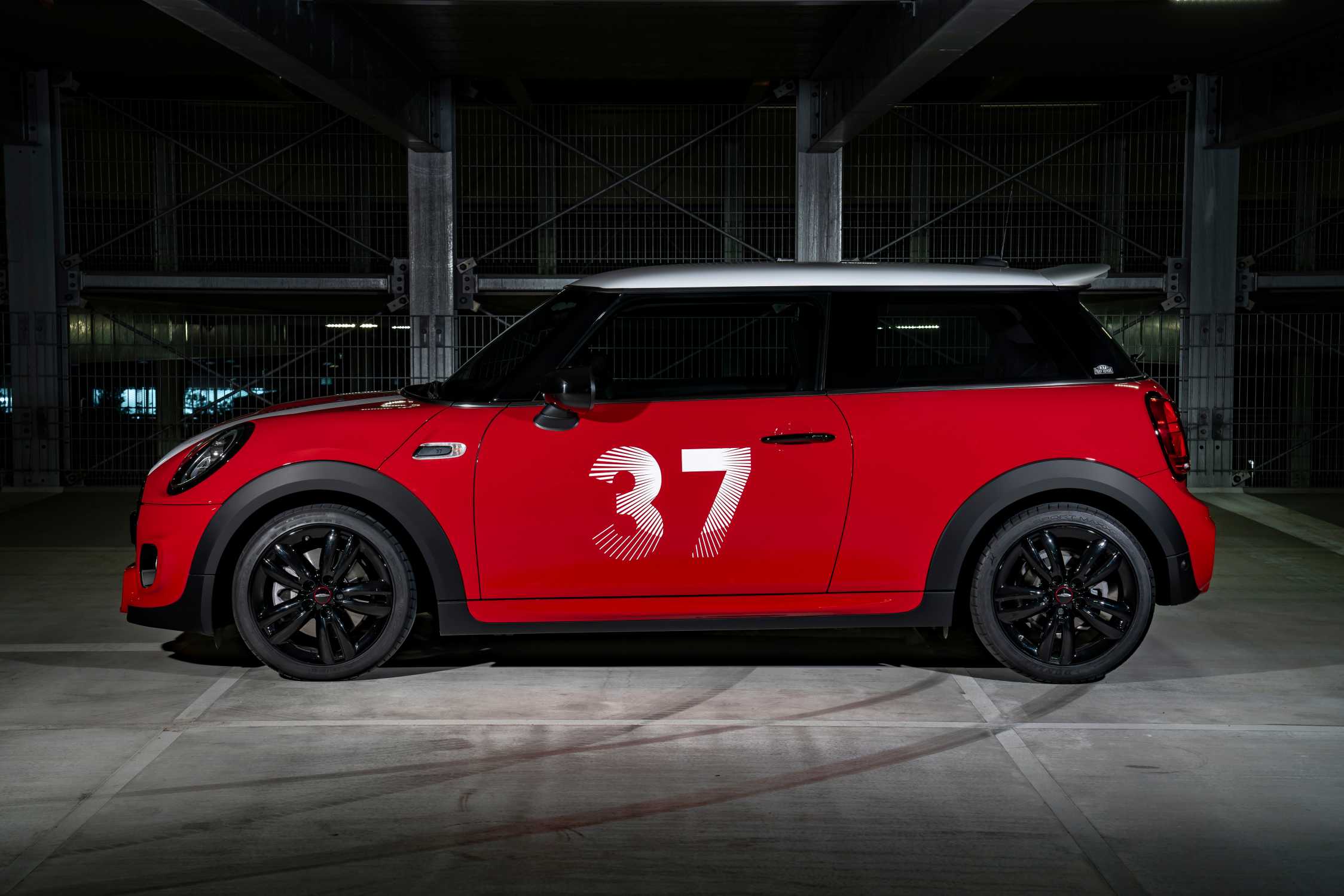 NUMBER 37 IS BACK ON THE STARTING LINE: THE MINI PADDY HOPKIRK EDITION
