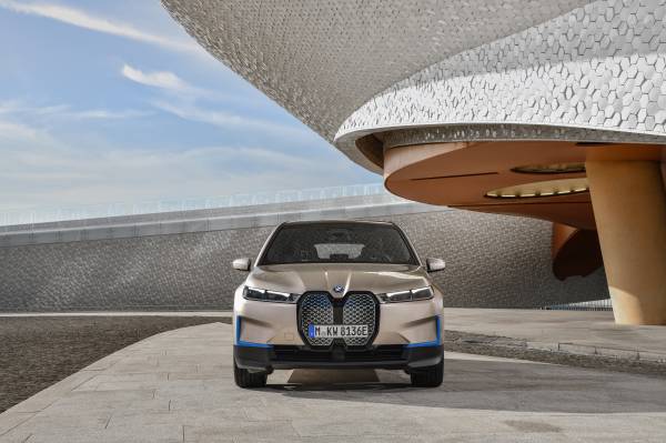 BMW's Electric iX Does Lots Of Things Right Even With That Face