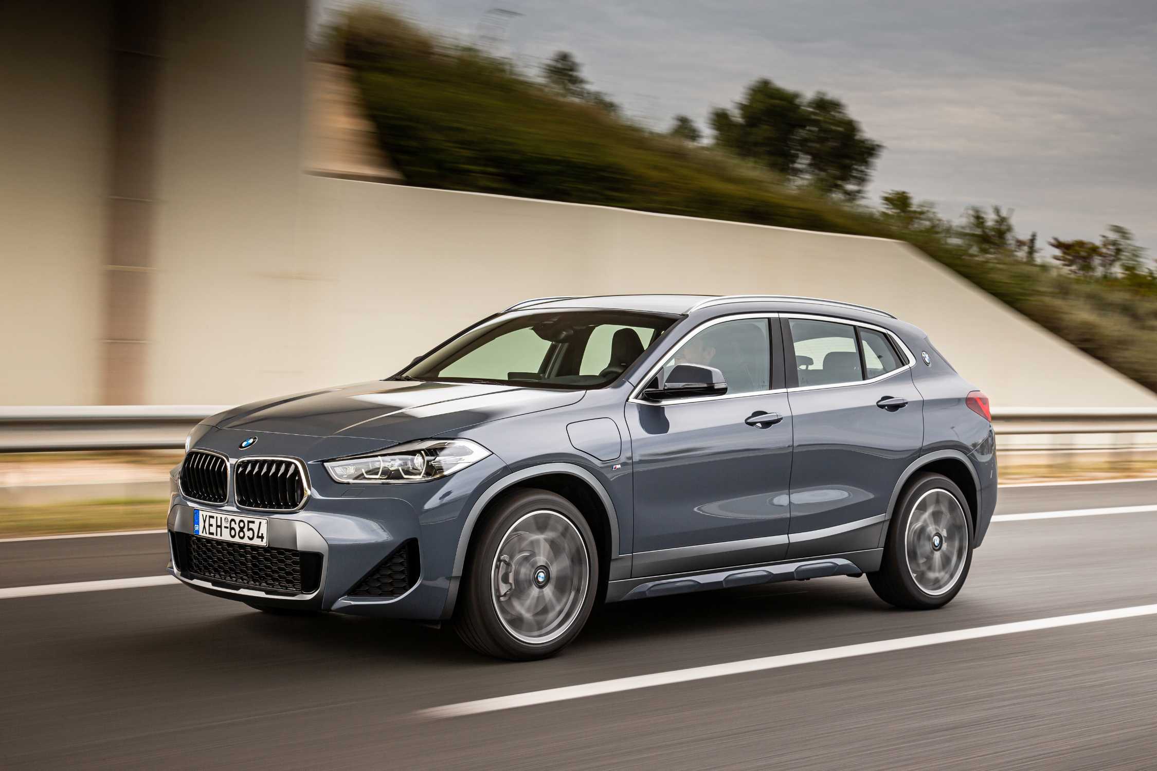 BMW Χ2 xDrive25e with Business Advanced option package (Athens, Greece ...