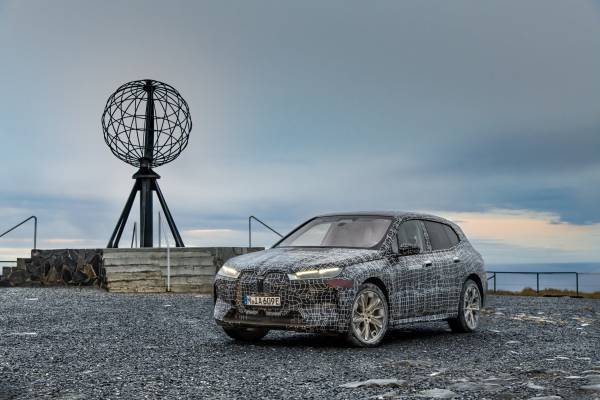 Härtetest am Nordkap: Der BMW iX in der finalen Wintererprobung.