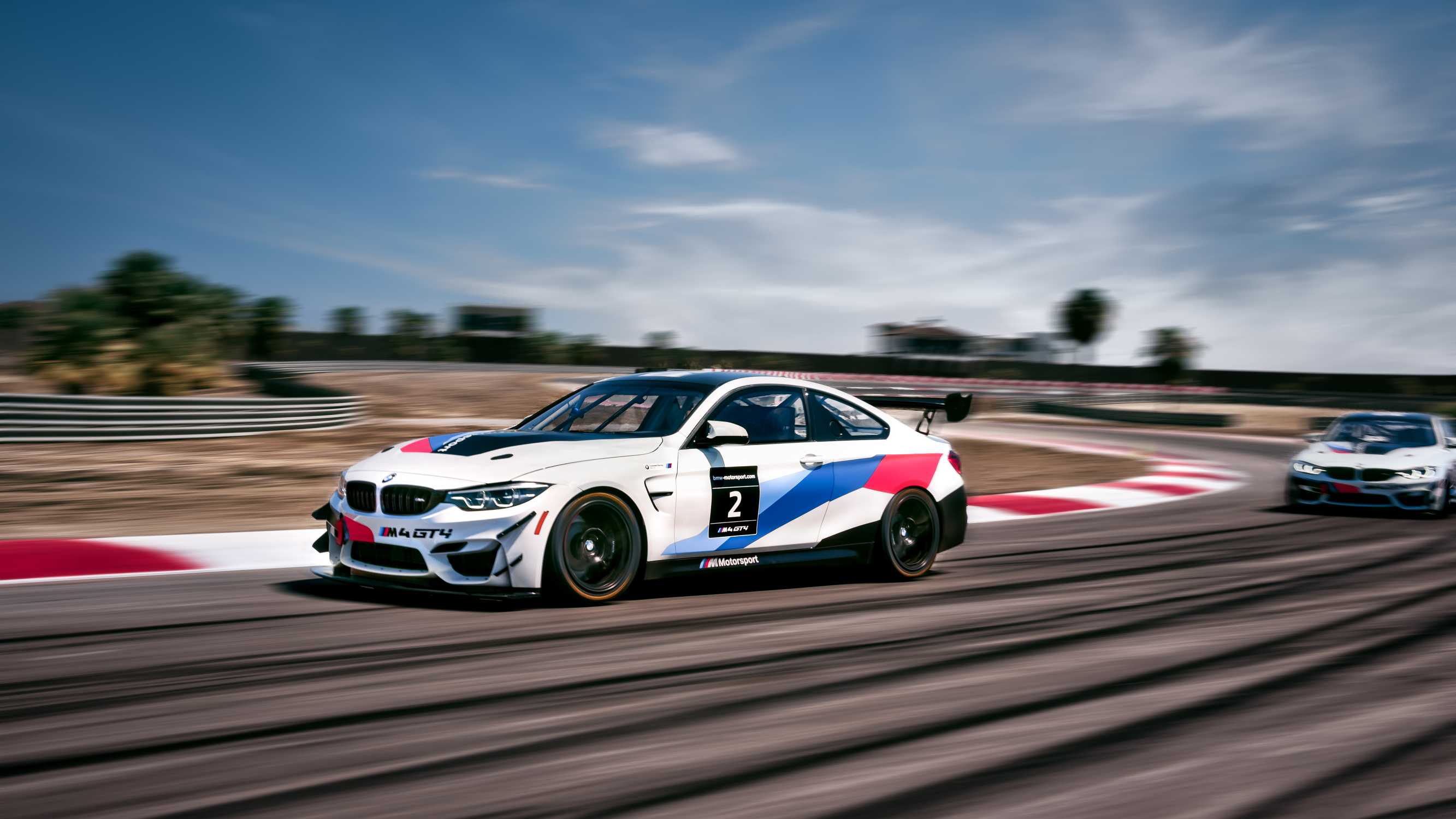 M drive bmw. BMW m4 gt4 Race. BMW m4 Raceway. BMW M Driving experience. BMW Motorsport Performance.