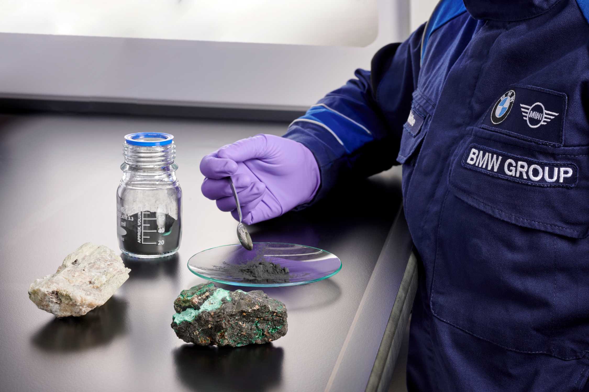 The BMW Group is sourcing cobalt and lithium directly from the mines and making it available to battery cell suppliers. (12/2020)