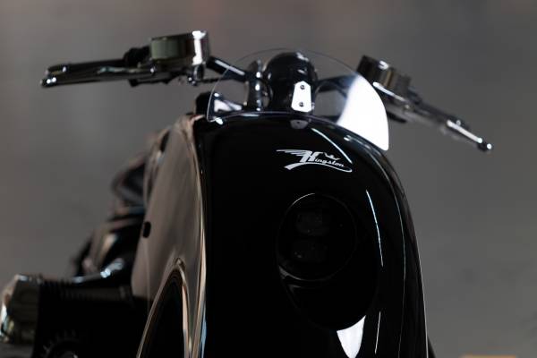 Bmw Motorrad Presents New R 18 Custom Bike