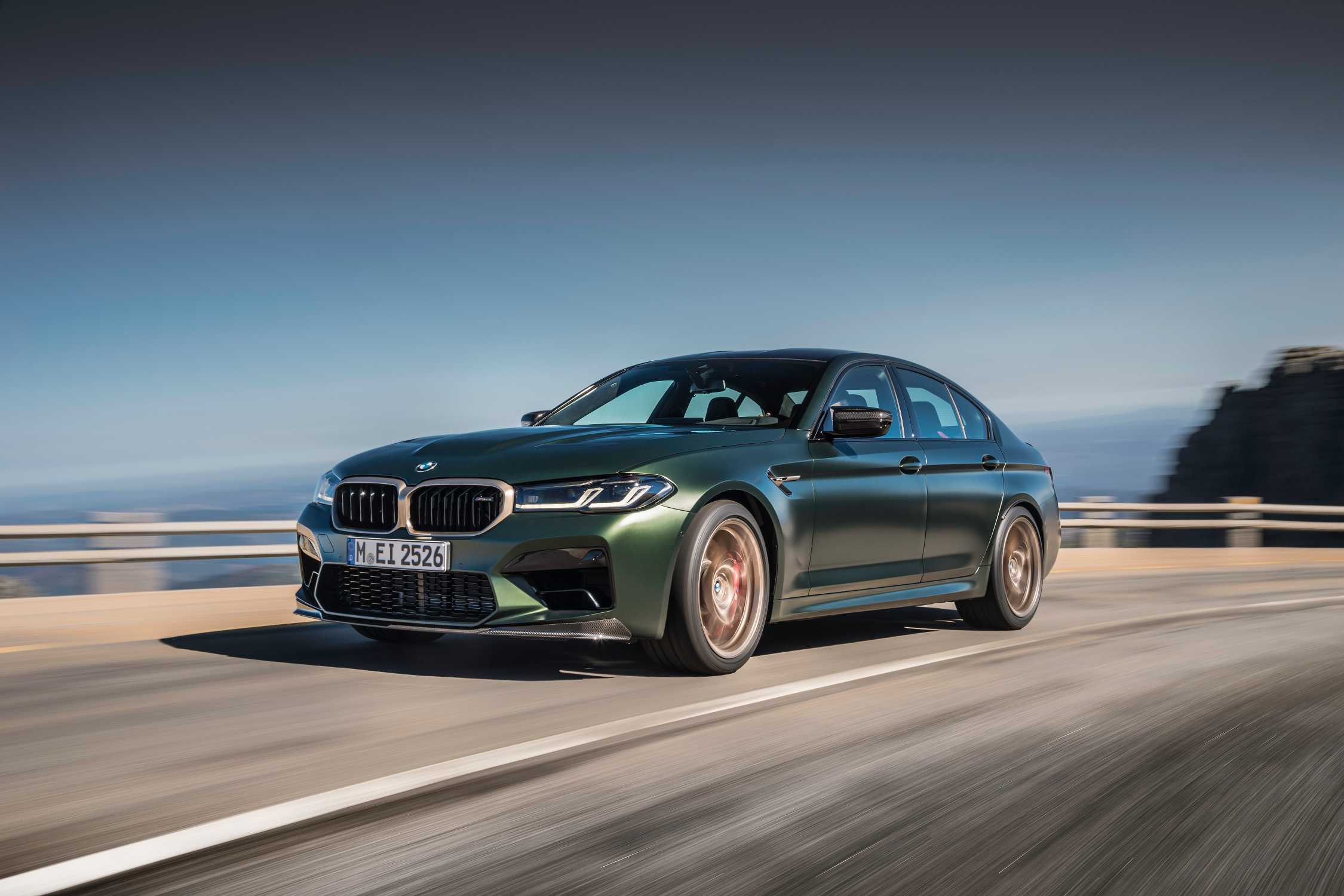 The new BMW M5 CS Scenic (01/2021).