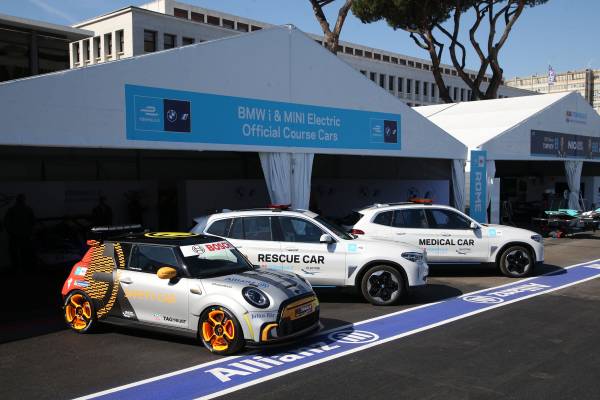New Fia Formula E Safety Car From Bmw Group Made Its Debut At Rome E Prix The Mini Electric Pacesetter Inspired By Jcw