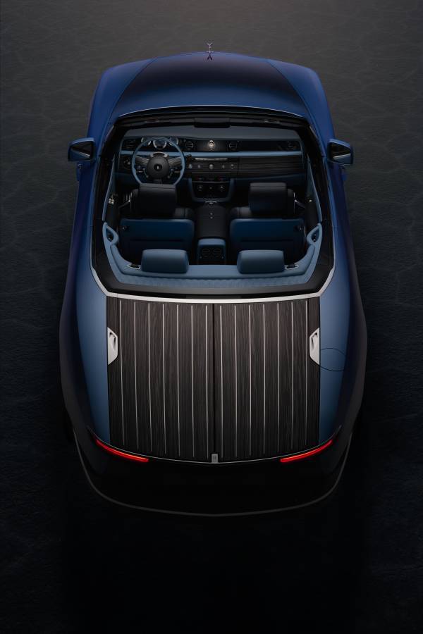 ROLLS-ROYCE 'BOAT TAIL'. A COUNTERPOINT TO INDUSTRIALISED LUXURY