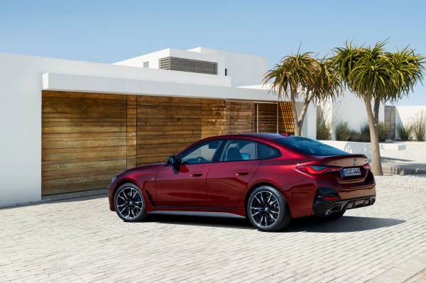 BMW M440i xDrive Gran Coupé: Specs and engines of all builds